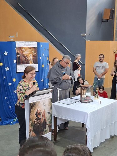 Bencao-dos-Animais-04-e-05-10-25-20