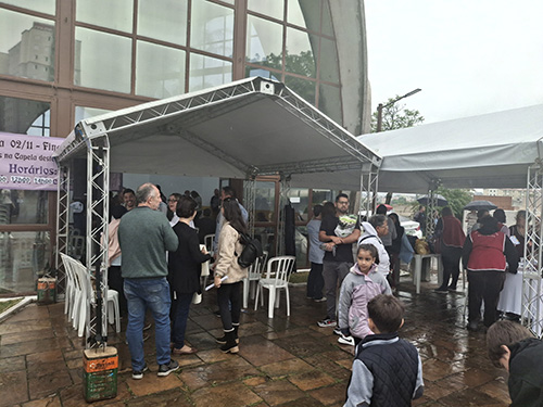 Dia-de-Finados-missa-no-cemiterio-do-Curuca-02-11-25-18