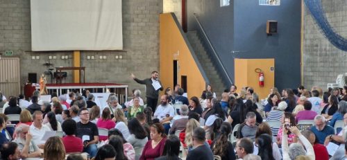 Encontro-de-Formacao-dos-ministros-extraordinario-da-Eucaristia-25-10-25-6