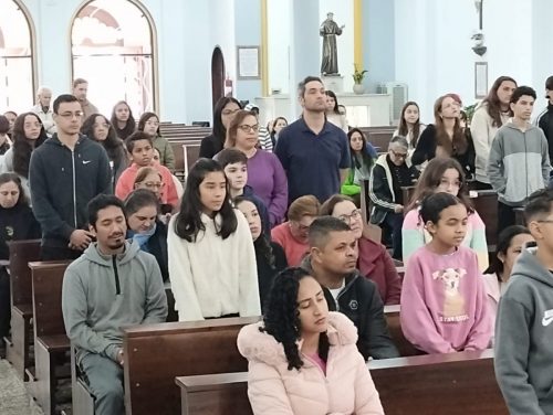 Entrega-da-Biblia-para-catequizandos-15-08-25-20