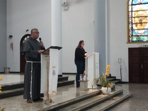 Entrega-da-Biblia-para-catequizandos-15-08-25-28