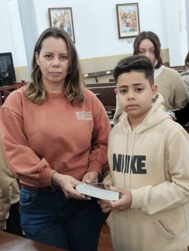 Entrega-da-Biblia-para-catequizandos-15-08-25-5