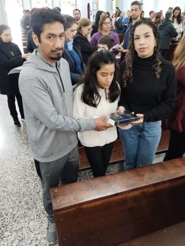 Entrega-da-Biblia-para-catequizandos-15-08-25-7