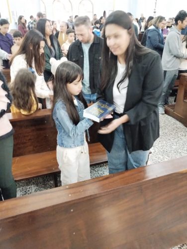 Entrega-da-Biblia-para-catequizandos-15-08-25-8