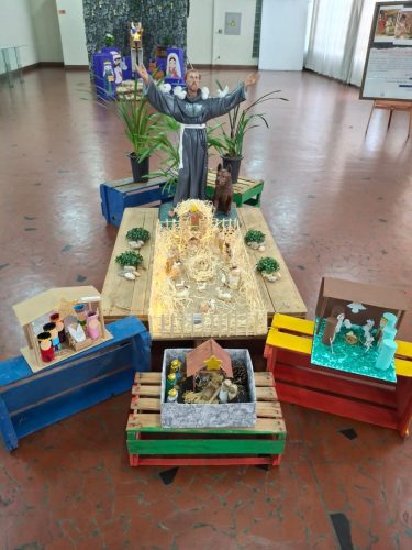 Exposicao-de-Presepios-6-e-7-12-25-4