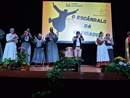 Peca-o-Escandalo-da-Caridade-08-11-25-21