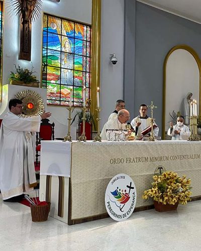 Perdao-de-Assis-Missa-com-Bispo-02-08-25-26