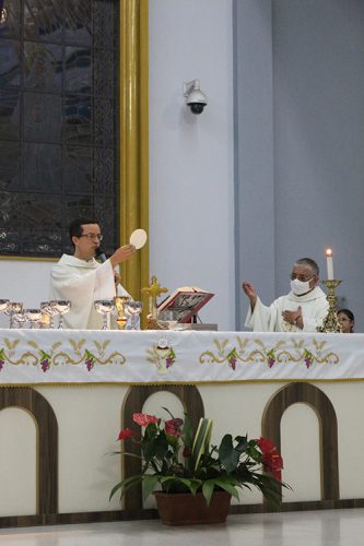 Quinta-feira-Santa-Missa-do-Lavapes-17-04-25-15