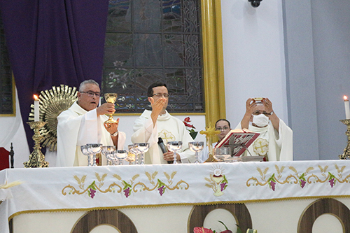 Quinta-feira-Santa-Missa-do-Lavapes-17-04-25-17