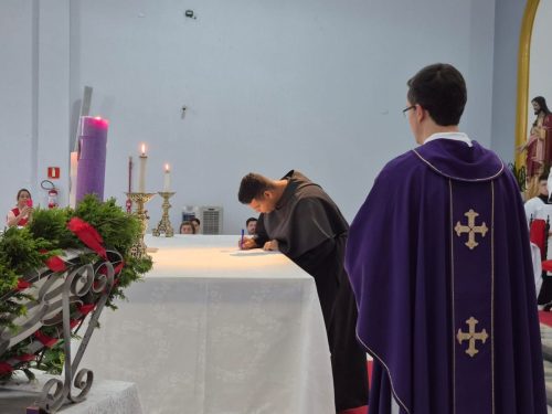 Renovacao-votos-frei-Arildo-21-12-25-17