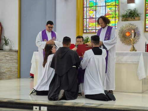 Renovacao-votos-frei-Arildo-21-12-25-18