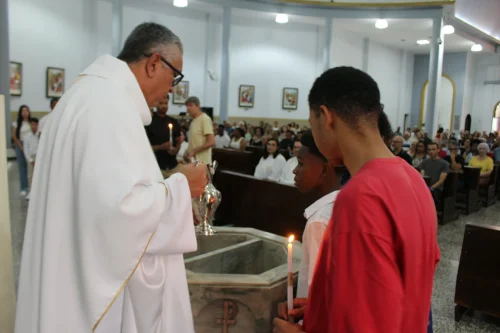 Batismo-e-Primeira-Eucaristia-de-Adultos-e-Homenagem-dia-das-Maes-09-05-26-6