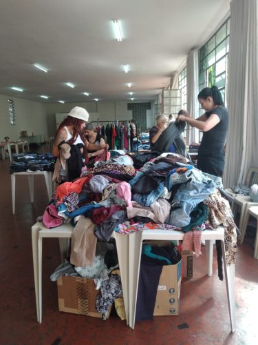 Bazar-Beneficente-09-e-10-04-26-1