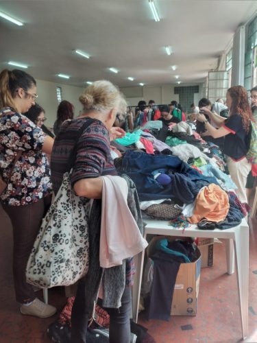 Bazar-Beneficente-09-e-10-04-26-11