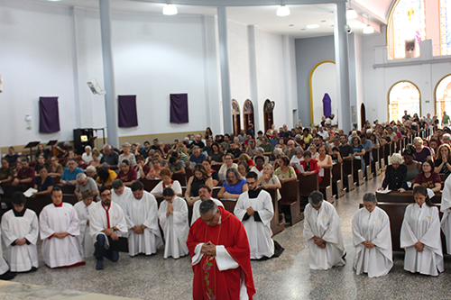 Celebracao-da-Paixao-do-Senhor-03-04-26-10