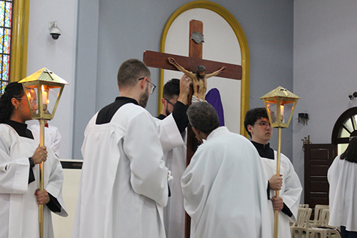 Celebracao-da-Paixao-do-Senhor-03-04-26-25