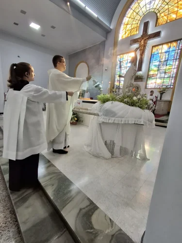 Domingo-de-Pascoa-05-04-26-19