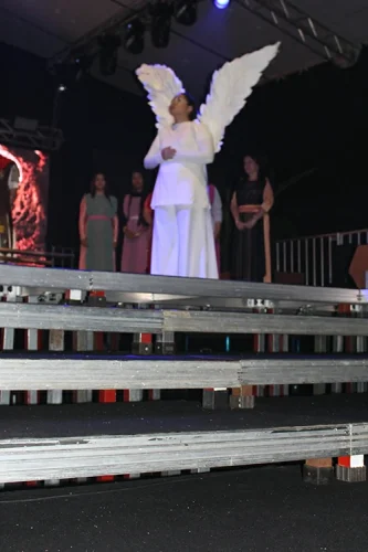Encenacao-da-Paixao-de-Cristo-03-04-26-339