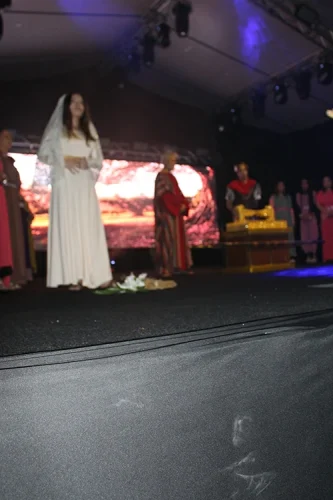 Encenacao-da-Paixao-de-Cristo-03-04-26-342