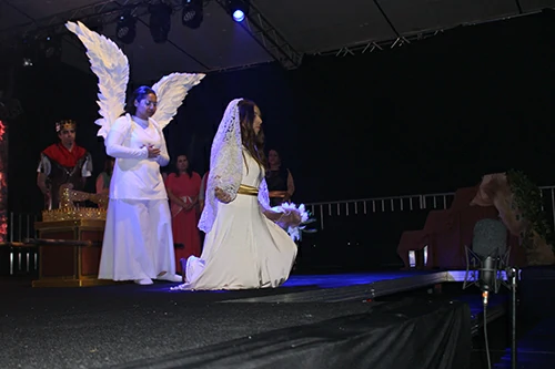Encenacao-da-Paixao-de-Cristo-03-04-26-344