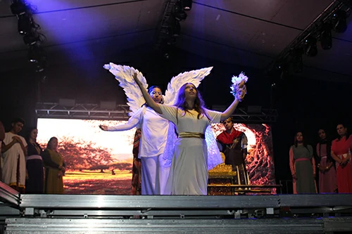 Encenacao-da-Paixao-de-Cristo-03-04-26-347