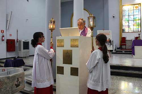 Missa-das-7h-Quarta-feira-de-Cinzas-18-02-26-67