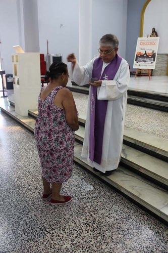 Missa-das-7h-Quarta-feira-de-Cinzas-18-02-26-82