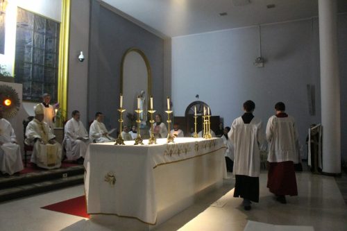 Missa-de-Dedicacao-a-Igreja-02-08-26-21
