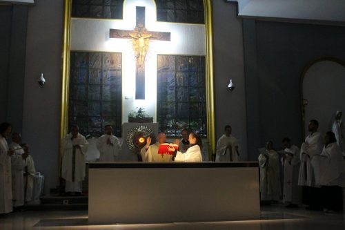 Missa-de-Dedicacao-a-Igreja-02-08-26-307 (1)