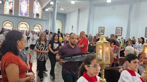 Missa-dos-votos-definitivos-dos-irmaos-da-OFS-22-02-26-21