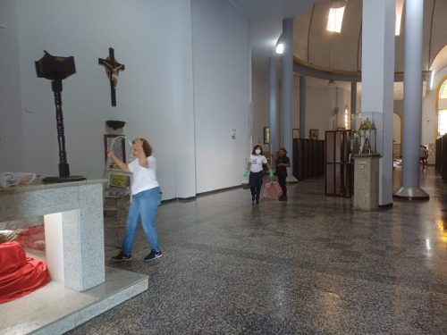 Mutirao-de-Limpeza-da-Igreja-04-04-26-2
