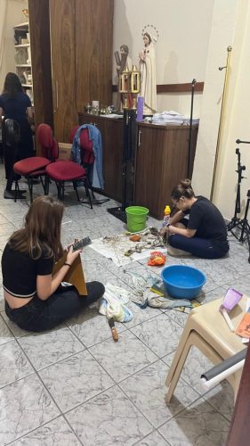 Mutirao-de-Limpeza-da-Igreja-04-04-26-9