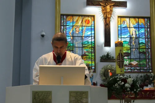 Nossa-Senhora-Auxiliadora-e-Pentecostes-24-05-26-26