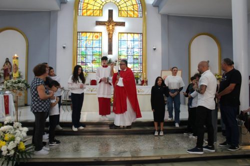 Primeira-Eucaristia-e-Missa-de-Sao-Pedro-e-Sao-Paulo-27-06-26-260
