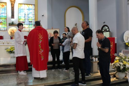 Primeira-Eucaristia-e-Missa-de-Sao-Pedro-e-Sao-Paulo-27-06-26-262
