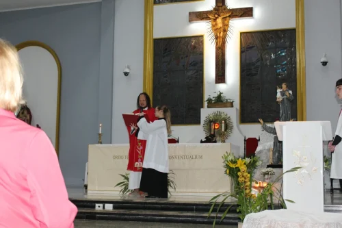Segundo-dia-do-Triduo-de-Santo-Antonio-11-06-26-29