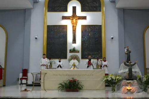 Terceiro-dia-do-Triduo-de-Santo-Antonio-12-06-26-23