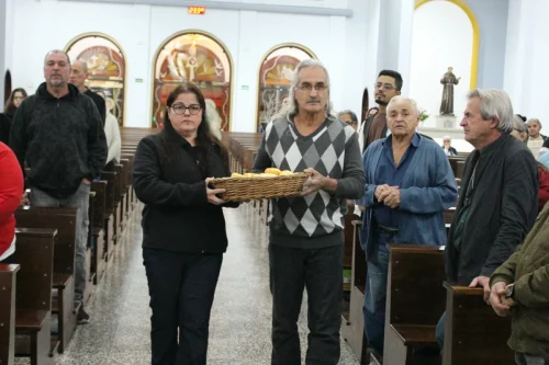 Terceiro-dia-do-Triduo-de-Santo-Antonio-12-06-26-29